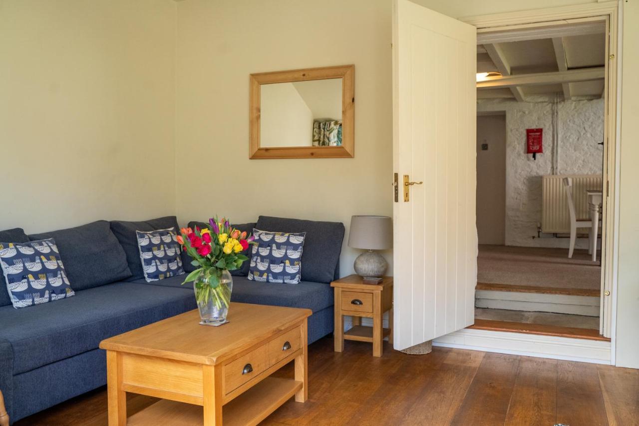 Little England Retreats - Cottage, Yurt And Shepherd Huts Othery Kültér fotó