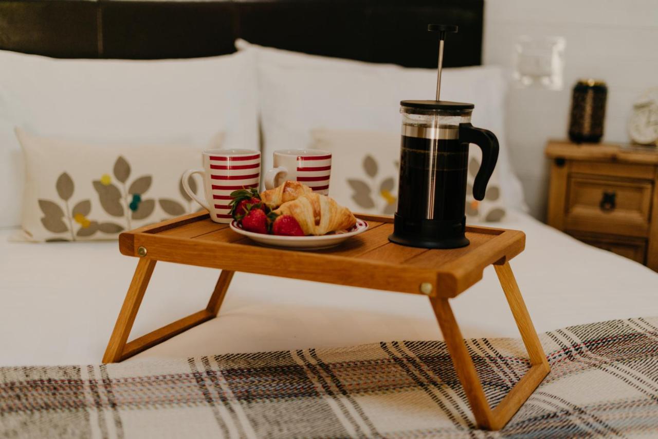 Little England Retreats - Cottage, Yurt And Shepherd Huts Othery Kültér fotó