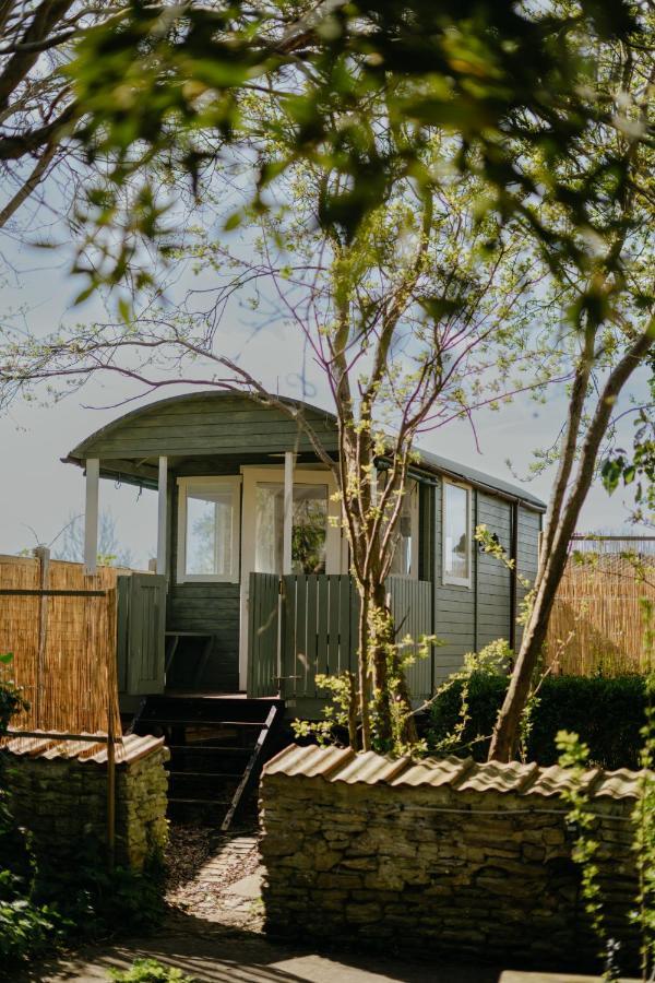 Little England Retreats - Cottage, Yurt And Shepherd Huts Othery Kültér fotó