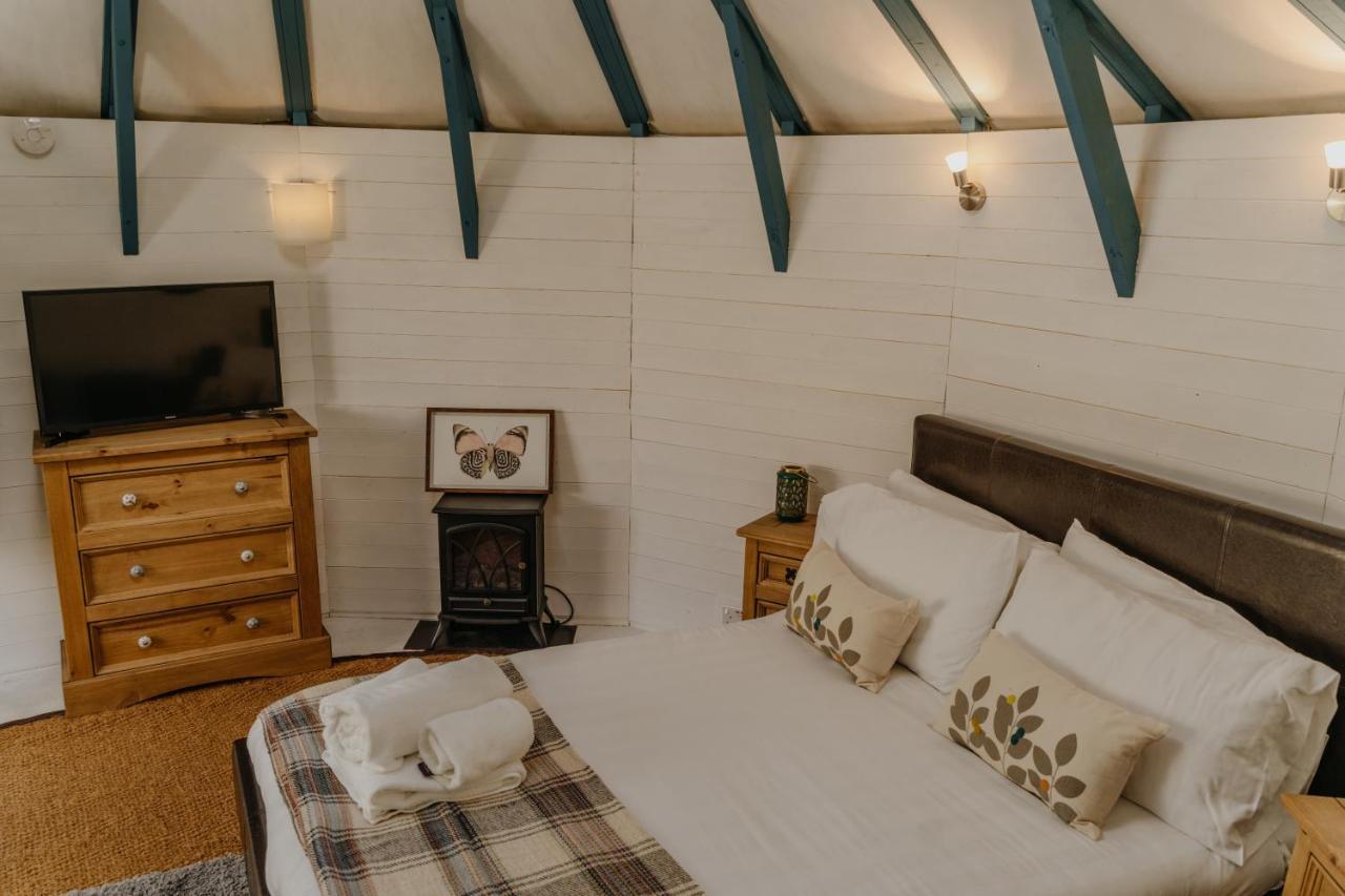 Little England Retreats - Cottage, Yurt And Shepherd Huts Othery Kültér fotó