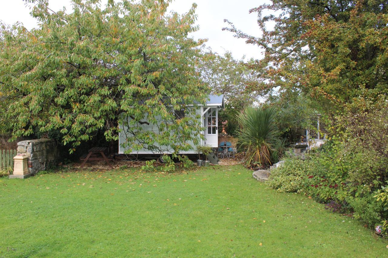 Little England Retreats - Cottage, Yurt And Shepherd Huts Othery Kültér fotó